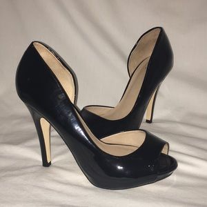 Black Patent Leather Peep Toe Pumps